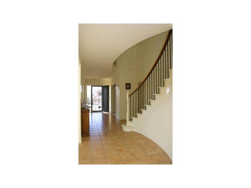 9 Mercy Court, Narre Warren South VIC 3805