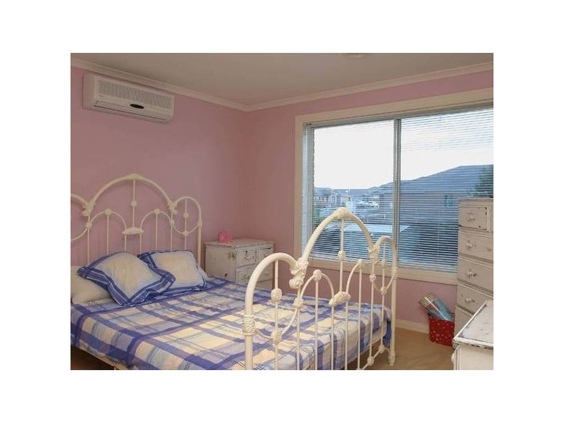 9 Mercy Court, Narre Warren South VIC 3805