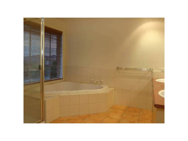 9 Mercy Court, Narre Warren South VIC 3805