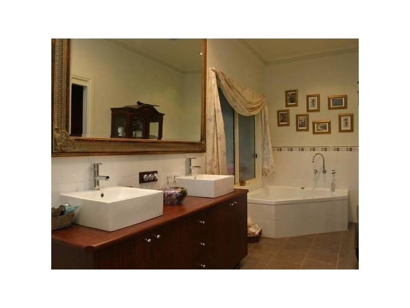 Valley Drive, Beaconsfield Upper VIC 3808