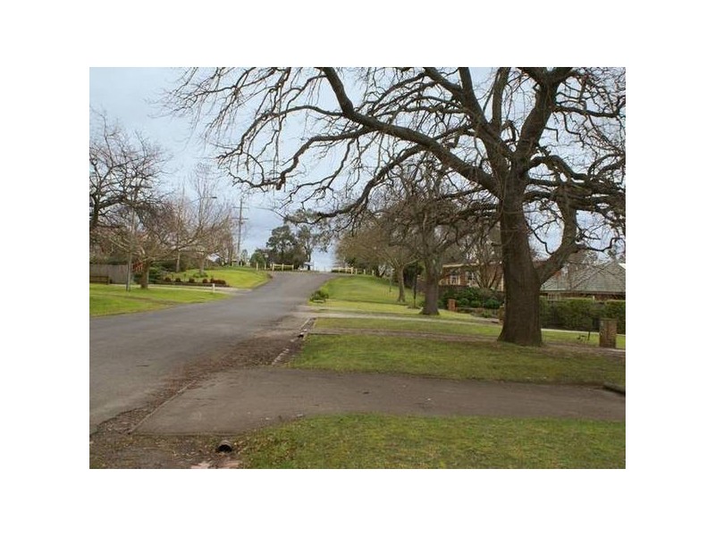 7 Scanlan Street, Berwick VIC 3806