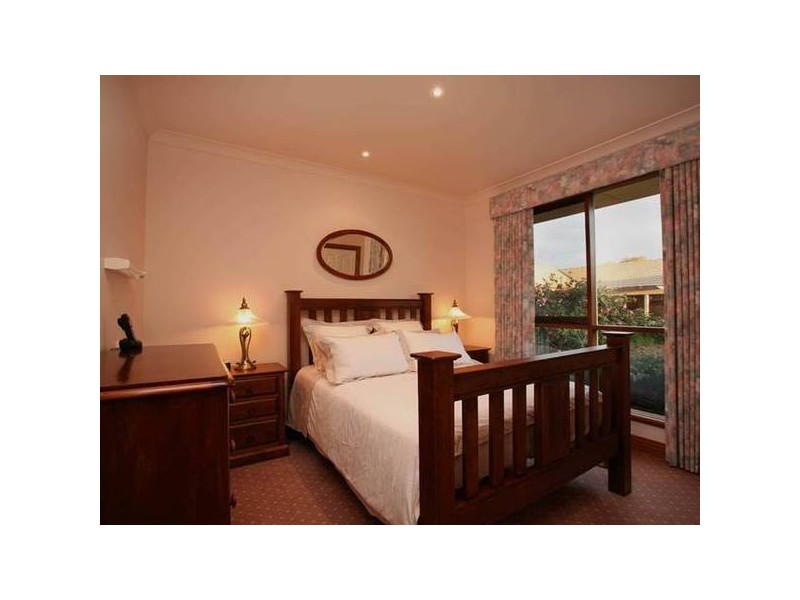 Christine Avenue, Berwick VIC 3806