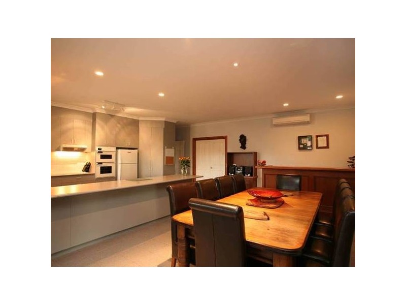 Christine Avenue, Berwick VIC 3806