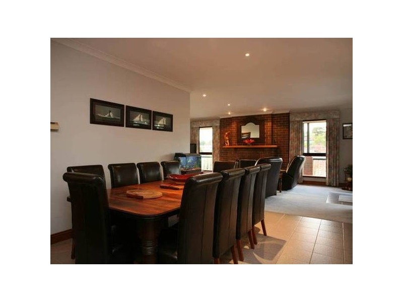 Christine Avenue, Berwick VIC 3806