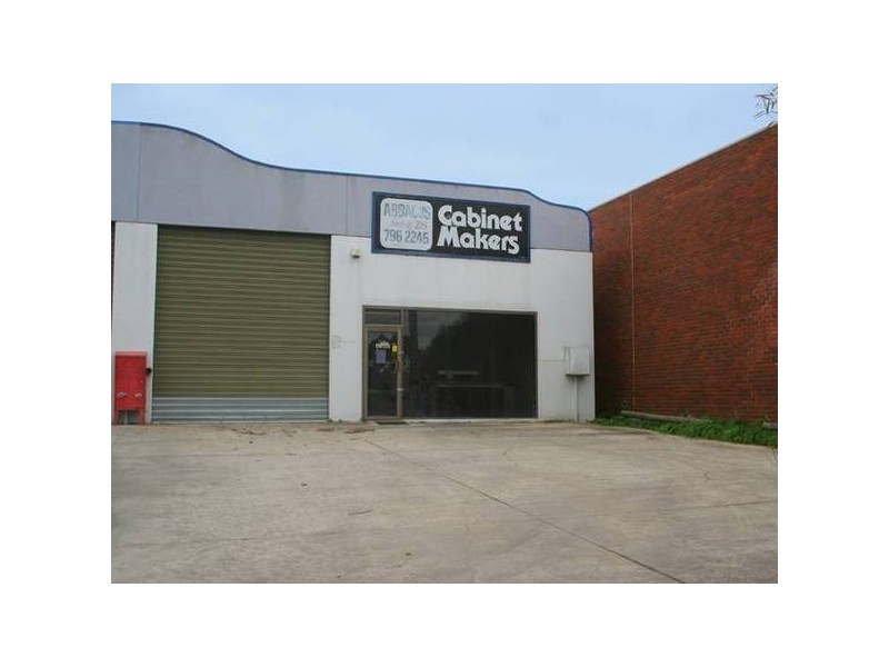 Enterprise Avenue, Berwick VIC 3806