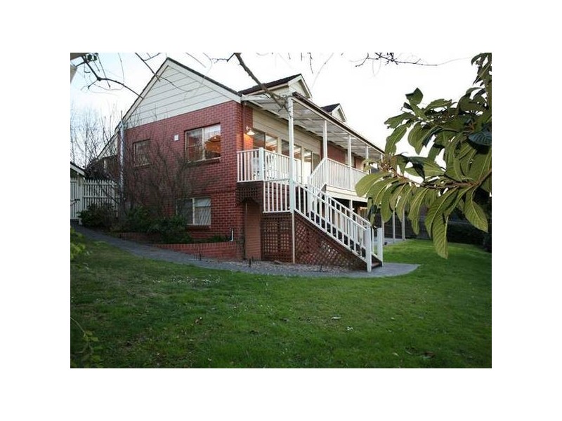 15 Valda Close, Berwick VIC 3806