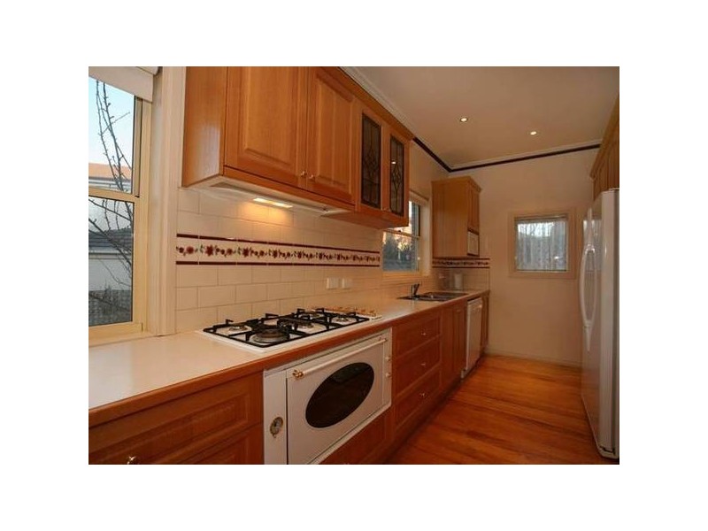 15 Valda Close, Berwick VIC 3806