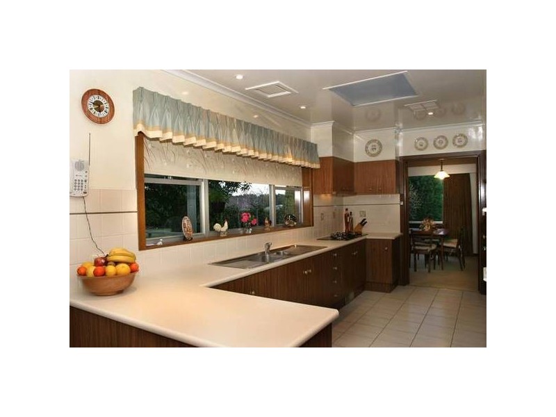 Narre Warren Cranbourne Road, Narre Warren VIC 3805