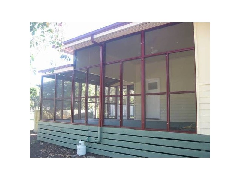 600 Mcdonalds Drain Road East, Pakenham South VIC 3810