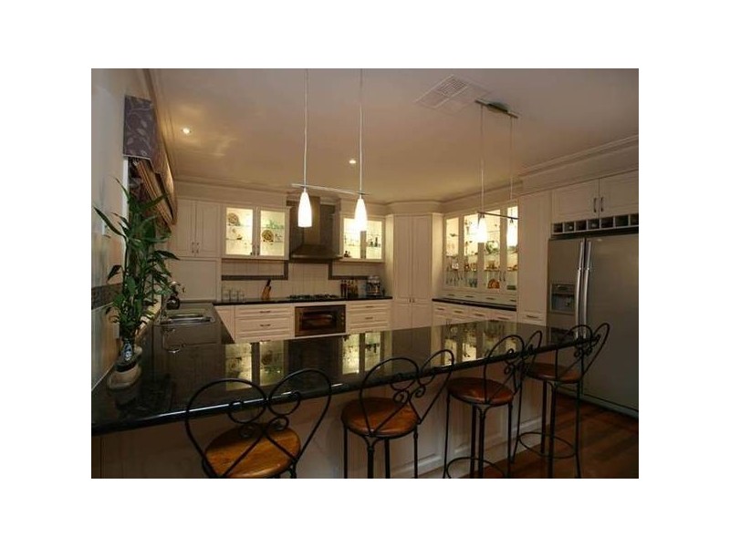 7 Valda Close, Berwick VIC 3806