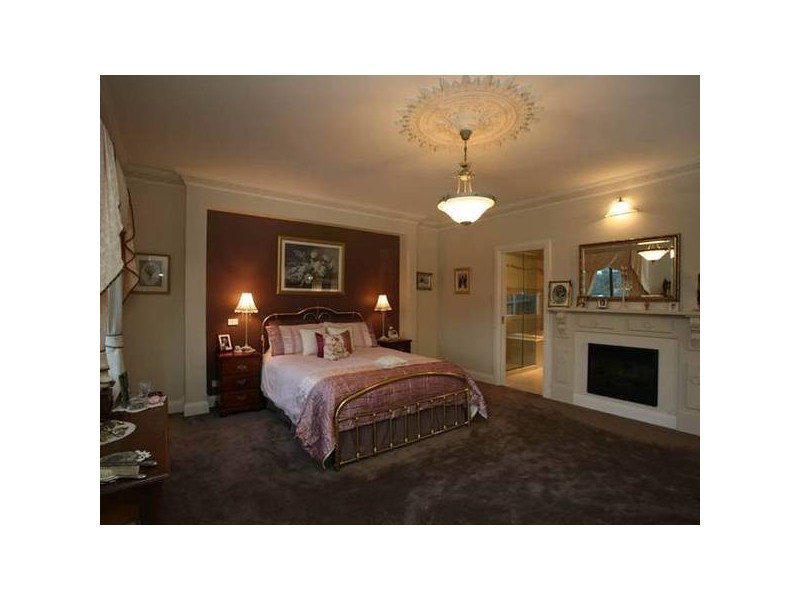 7 Valda Close, Berwick VIC 3806