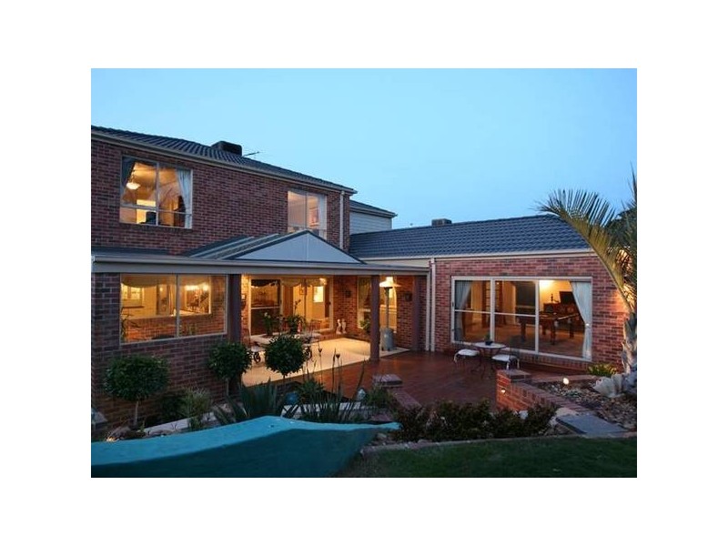 7 Valda Close, Berwick VIC 3806