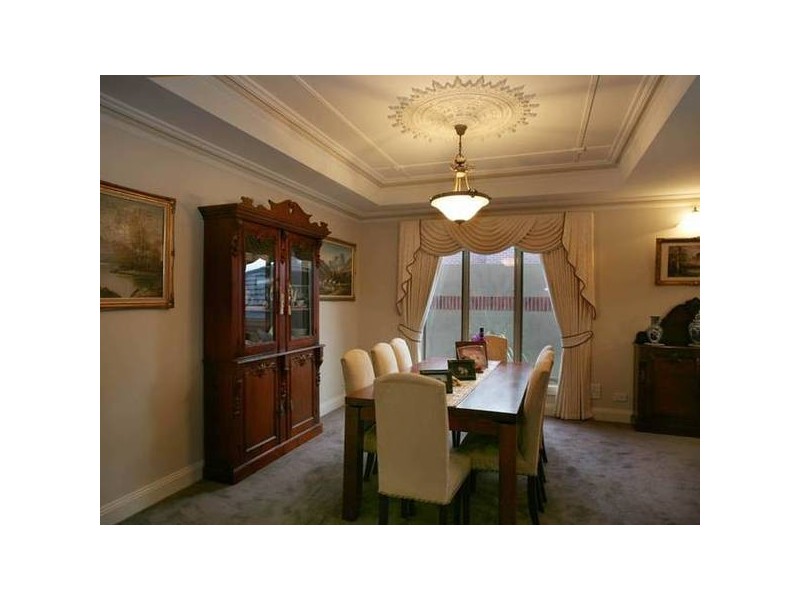 7 Valda Close, Berwick VIC 3806