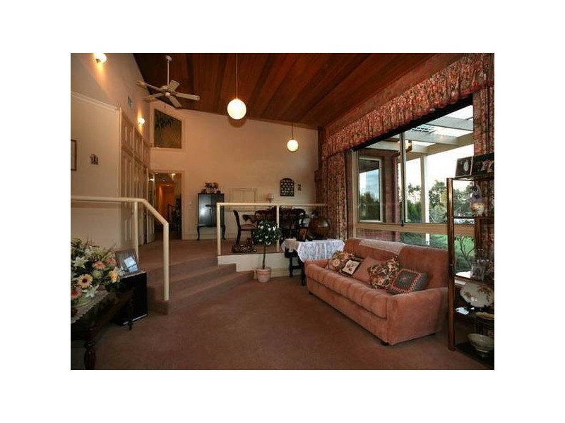 38-40 Warren Park Place, Narre Warren South VIC 3805