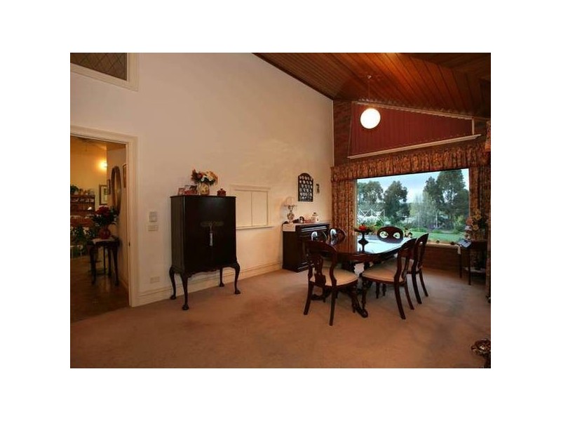 38-40 Warren Park Place, Narre Warren South VIC 3805