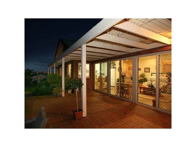 38-40 Warren Park Place, Narre Warren South VIC 3805