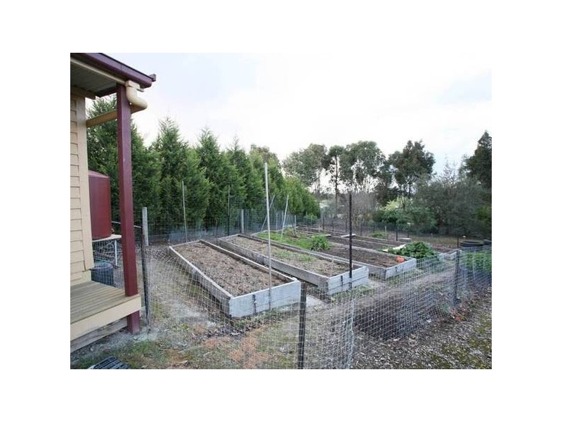 38-40 Warren Park Place, Narre Warren South VIC 3805