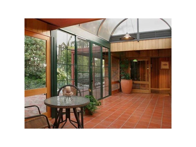 Morrison Road, Pakenham Upper VIC 3810