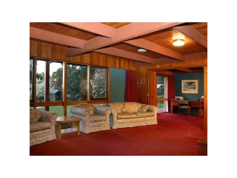 Morrison Road, Pakenham Upper VIC 3810