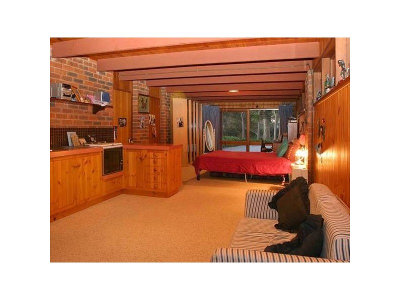 Morrison Road, Pakenham Upper VIC 3810