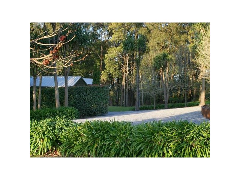 Morrison Road, Pakenham Upper VIC 3810