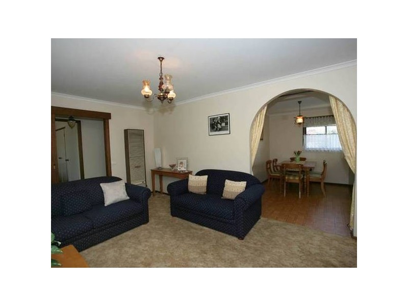 7/11 Wilson Street, Berwick VIC 3806