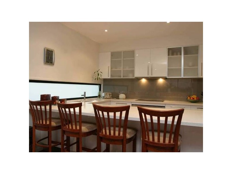 4 Canberra Avenue, Berwick VIC 3806