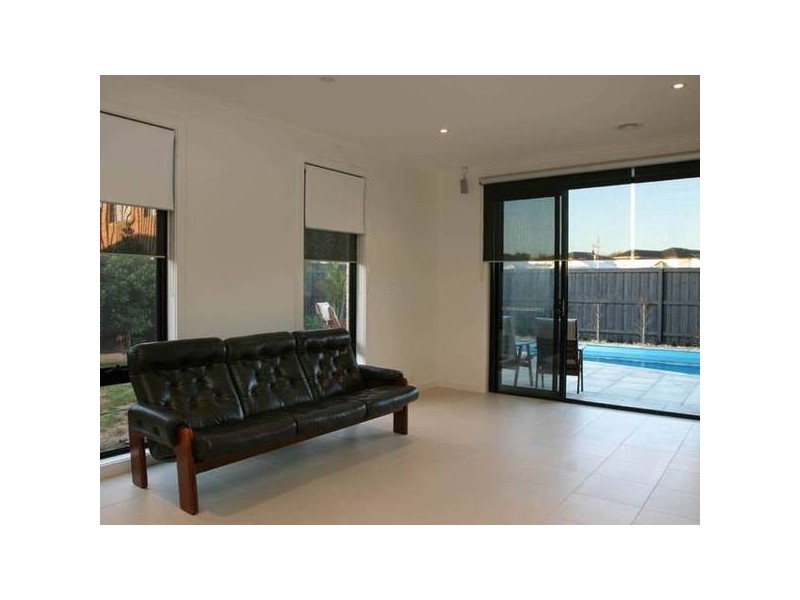 4 Canberra Avenue, Berwick VIC 3806