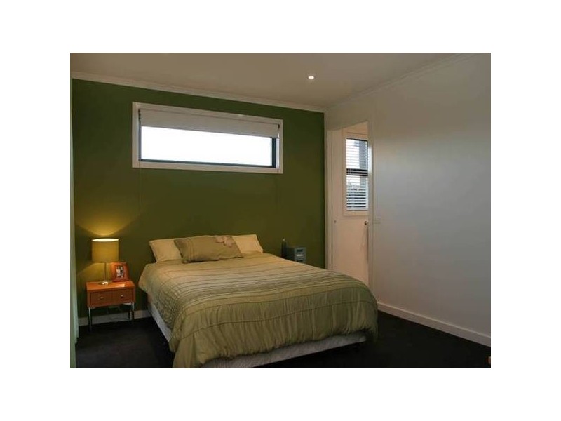 4 Canberra Avenue, Berwick VIC 3806