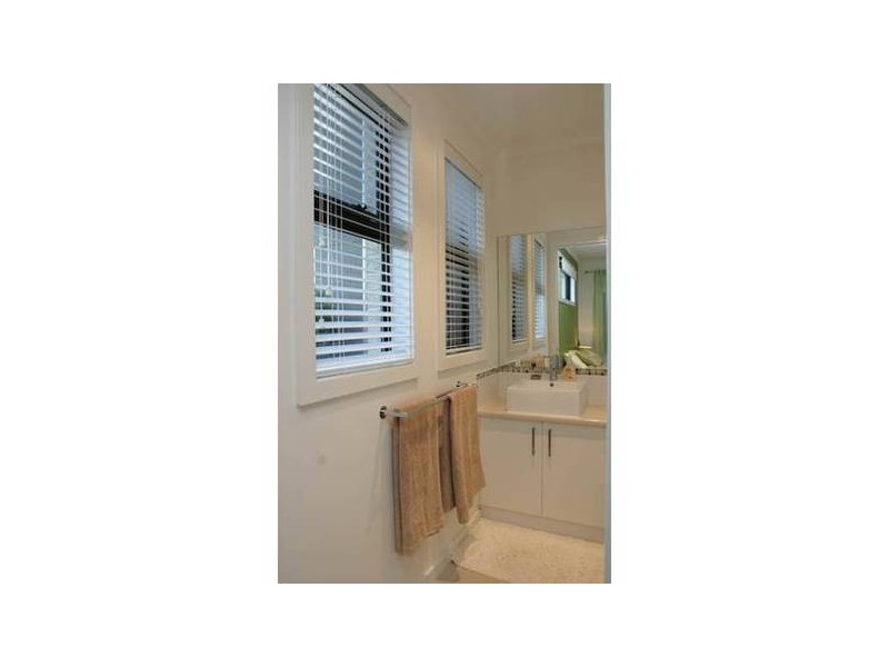 4 Canberra Avenue, Berwick VIC 3806