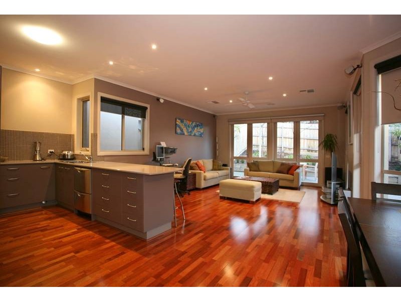 12 Peel Street, Berwick VIC 3806