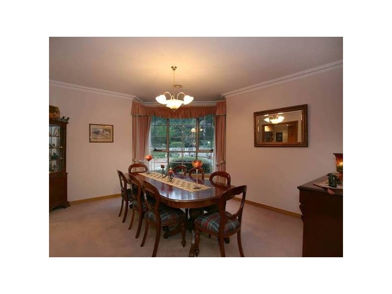 5 Fontaine Terrace, Narre Warren North VIC 3804