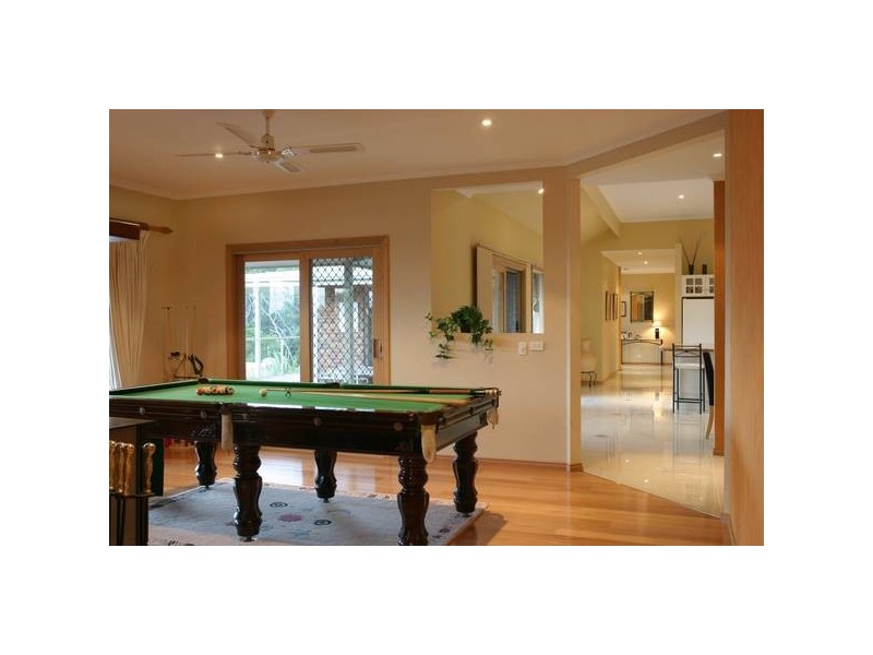 18 Reed Avenue, Beaconsfield Upper VIC 3808