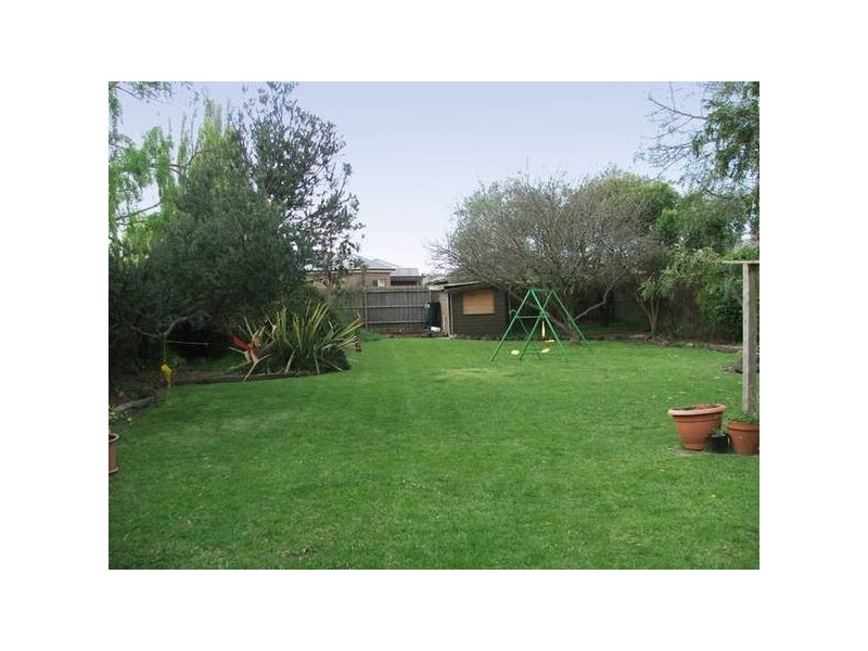 18 Kathleen Court, Beaconsfield VIC 3807