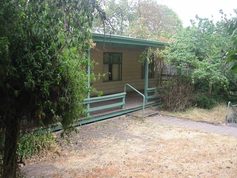 77 Lyall Road, Berwick VIC 3806