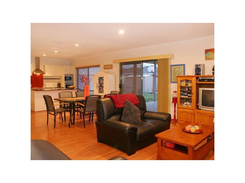 31 Buchan Green, Pakenham VIC 3810