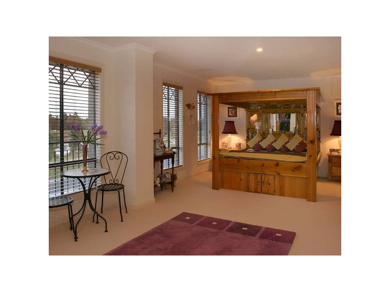 31 Buchan Green, Pakenham VIC 3810