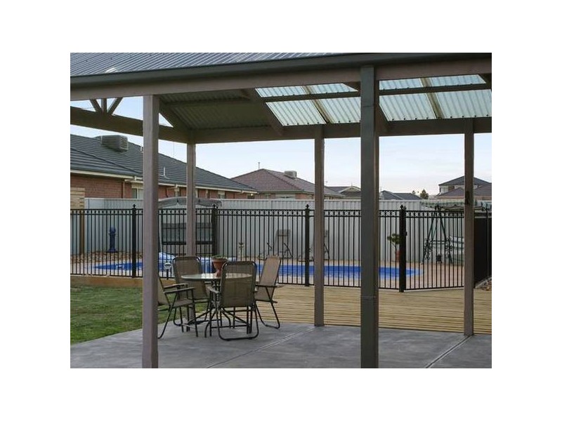 31 Buchan Green, Pakenham VIC 3810