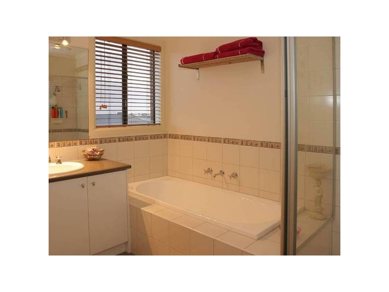 31 Buchan Green, Pakenham VIC 3810