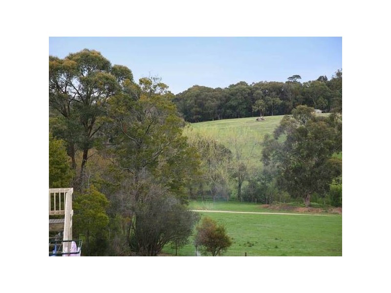 25-27 Grant Court, Beaconsfield Upper VIC 3808