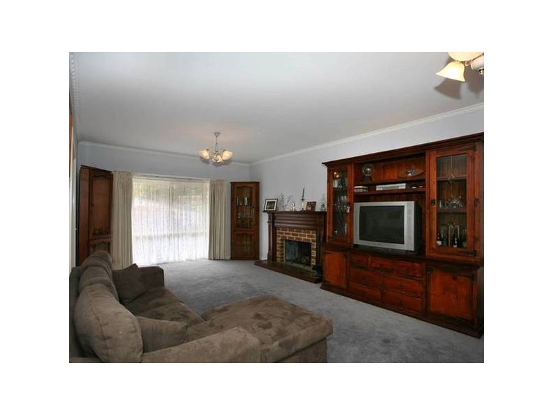 25-27 Grant Court, Beaconsfield Upper VIC 3808