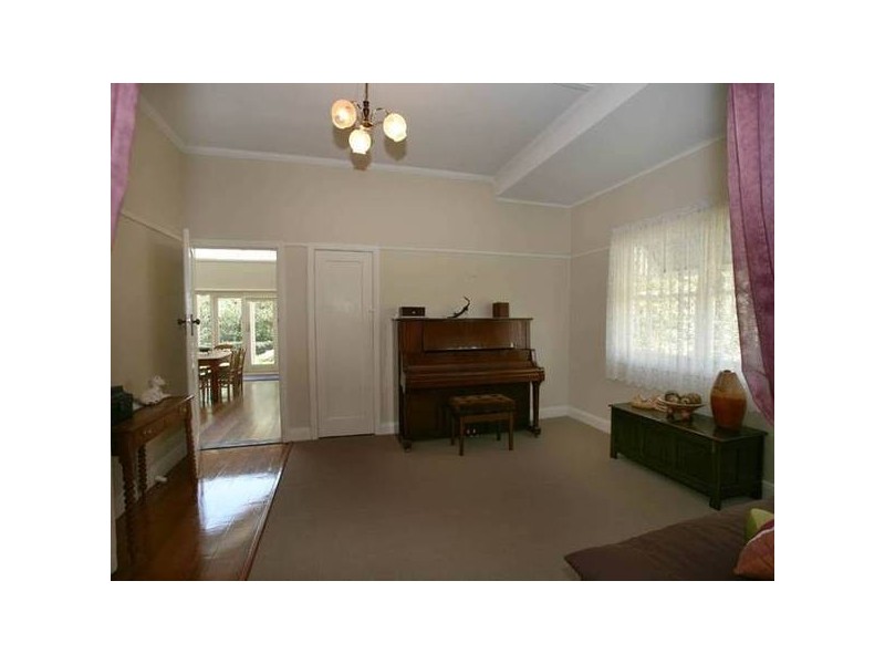 16-18 Railway Avenue, Beaconsfield VIC 3807