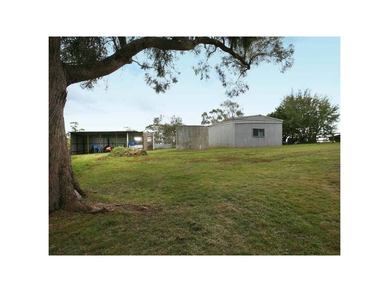 125 Huxtable Road, Pakenham Upper VIC 3810