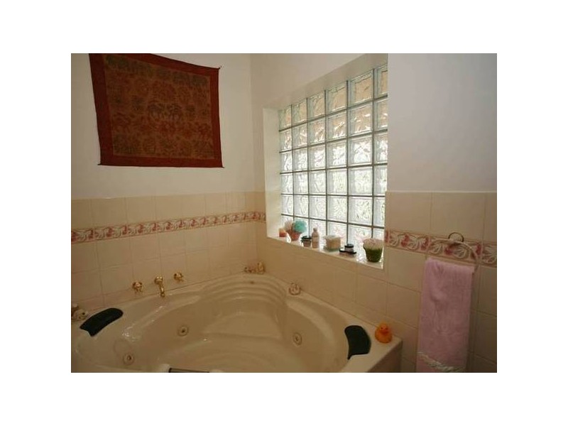 125 Huxtable Road, Pakenham Upper VIC 3810