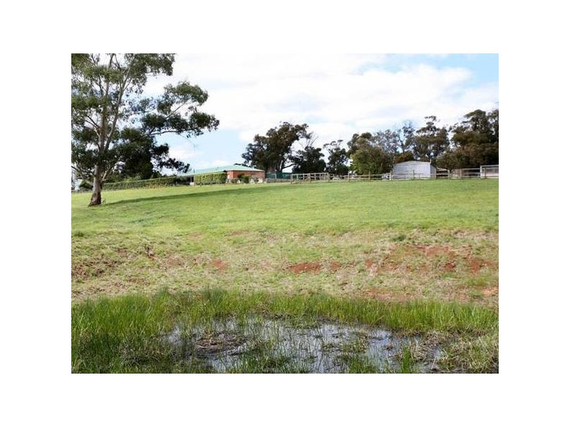 125 Huxtable Road, Pakenham Upper VIC 3810