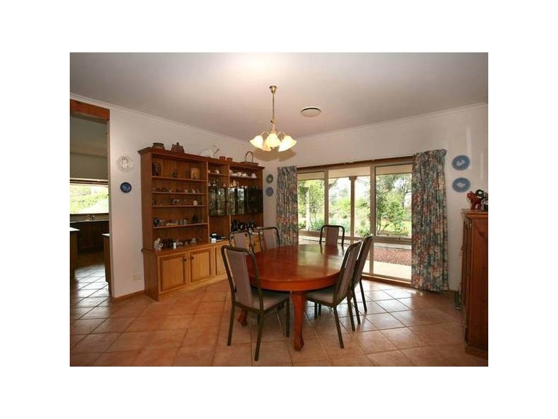 125 Huxtable Road, Pakenham Upper VIC 3810