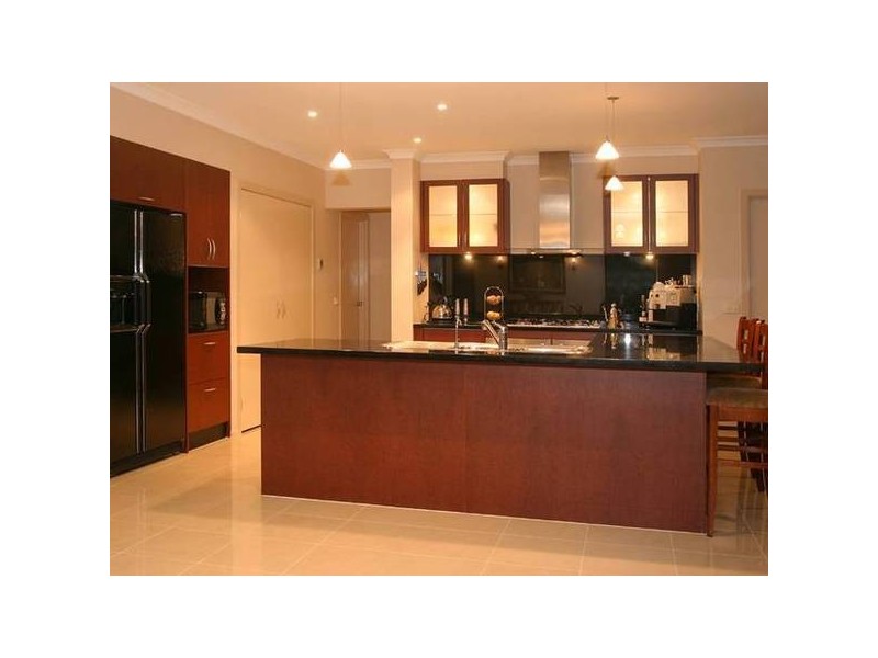 3 The Lough Court, Narre Warren North VIC 3804