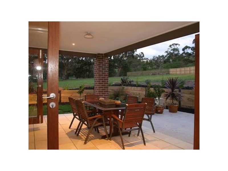 3 The Lough Court, Narre Warren North VIC 3804