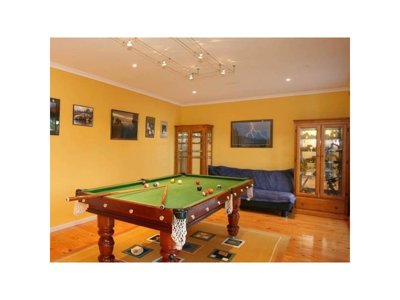 14 Grant Court, Beaconsfield Upper VIC 3808