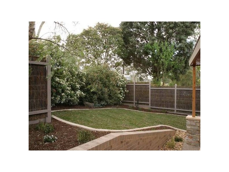 1/4a Buchanan Road, Berwick VIC 3806